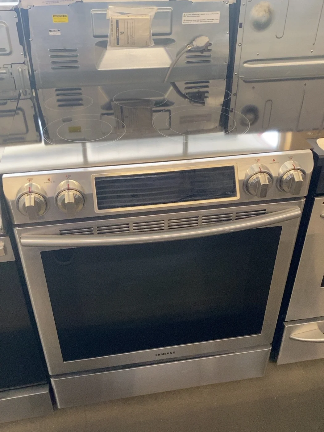 Samsung Electric range · stainless steel